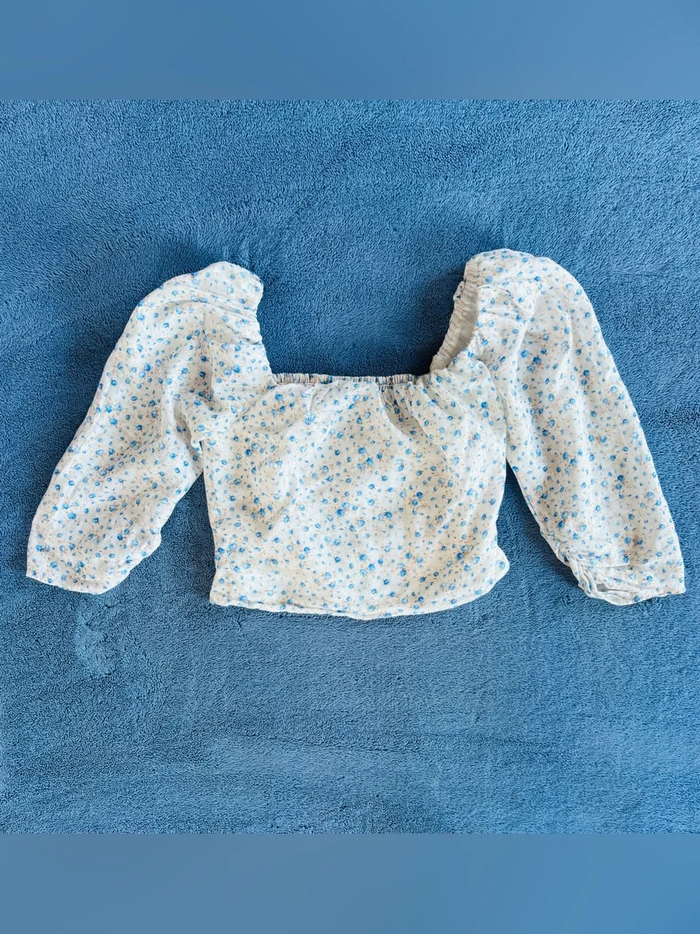 ASTR Cropped Floral Blouse, Puffed 3/4 Ruched Sleeves & Smocked Back, Size S